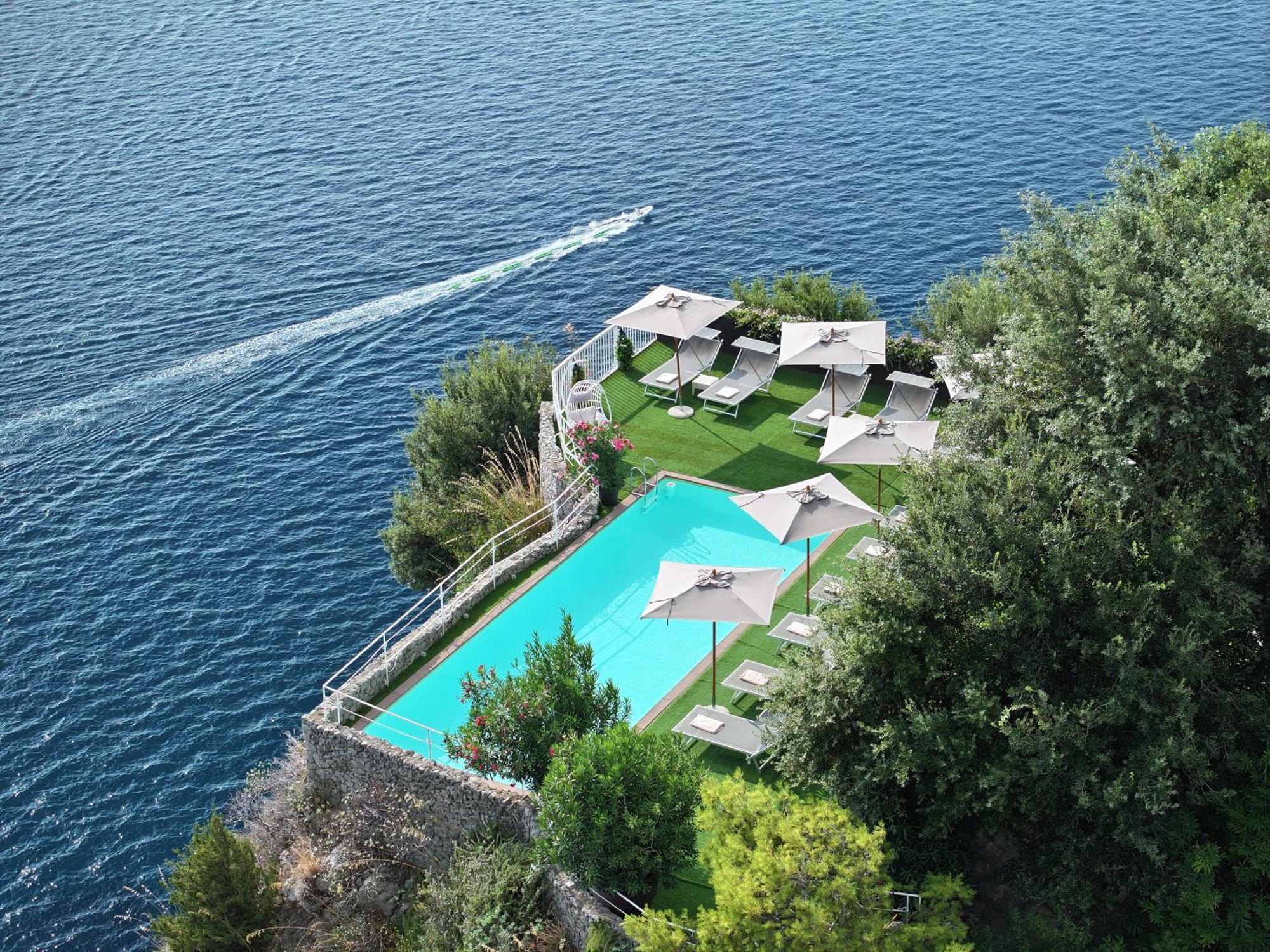 Hotel Piccolo Sant'Andrea Praiano Exterior photo