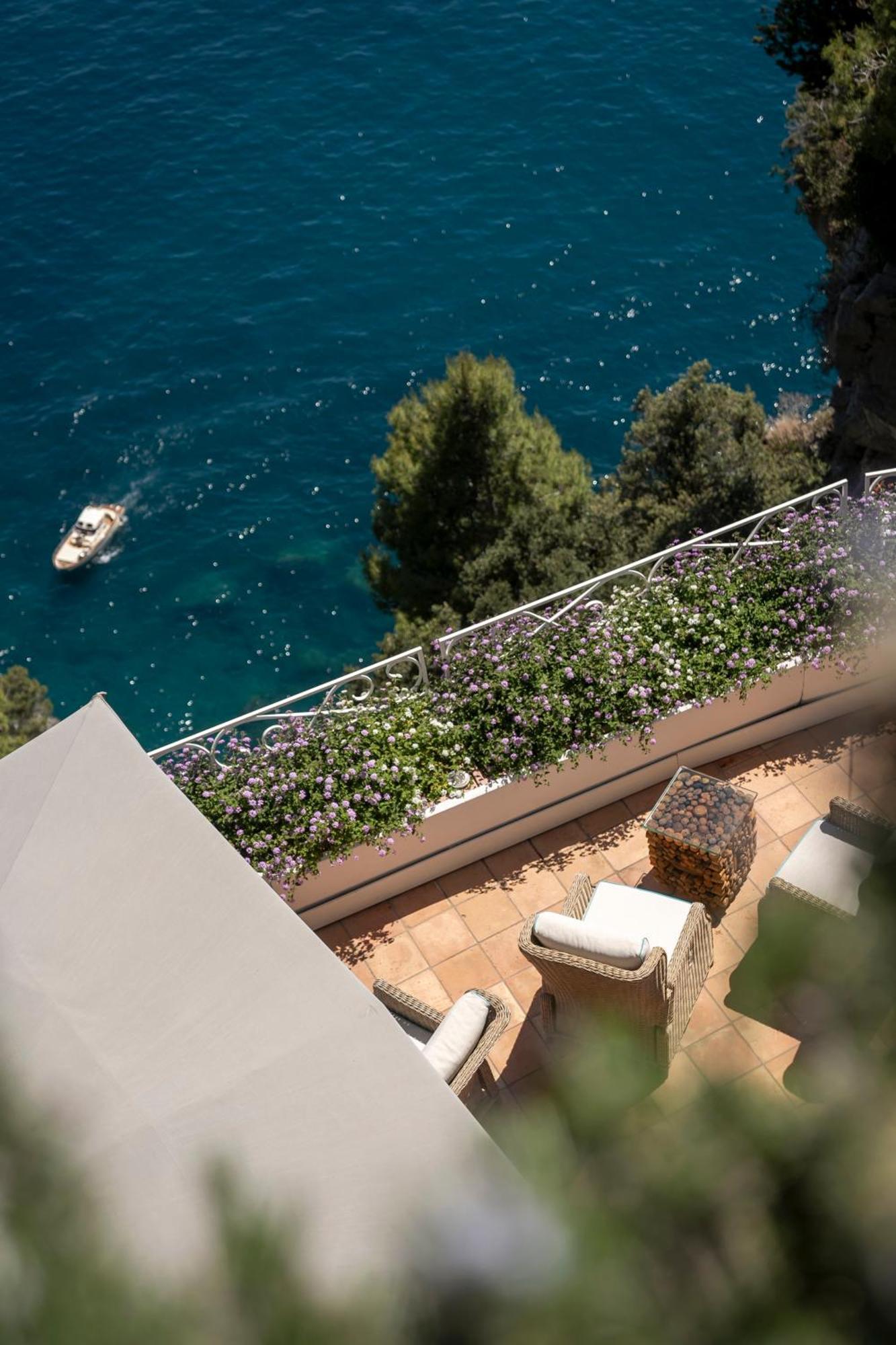 Hotel Piccolo Sant'Andrea Praiano Exterior photo